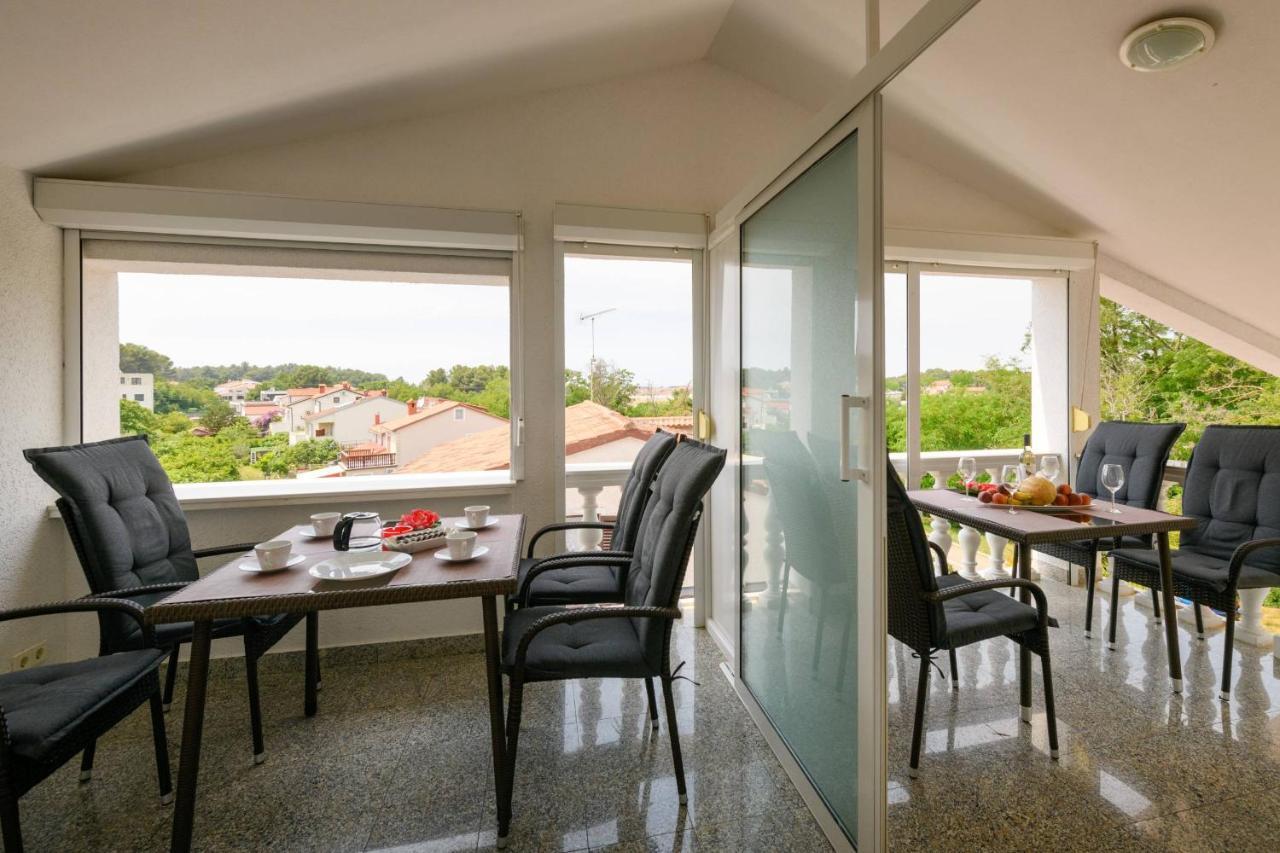 Apartments Somi Poreč Exterior foto