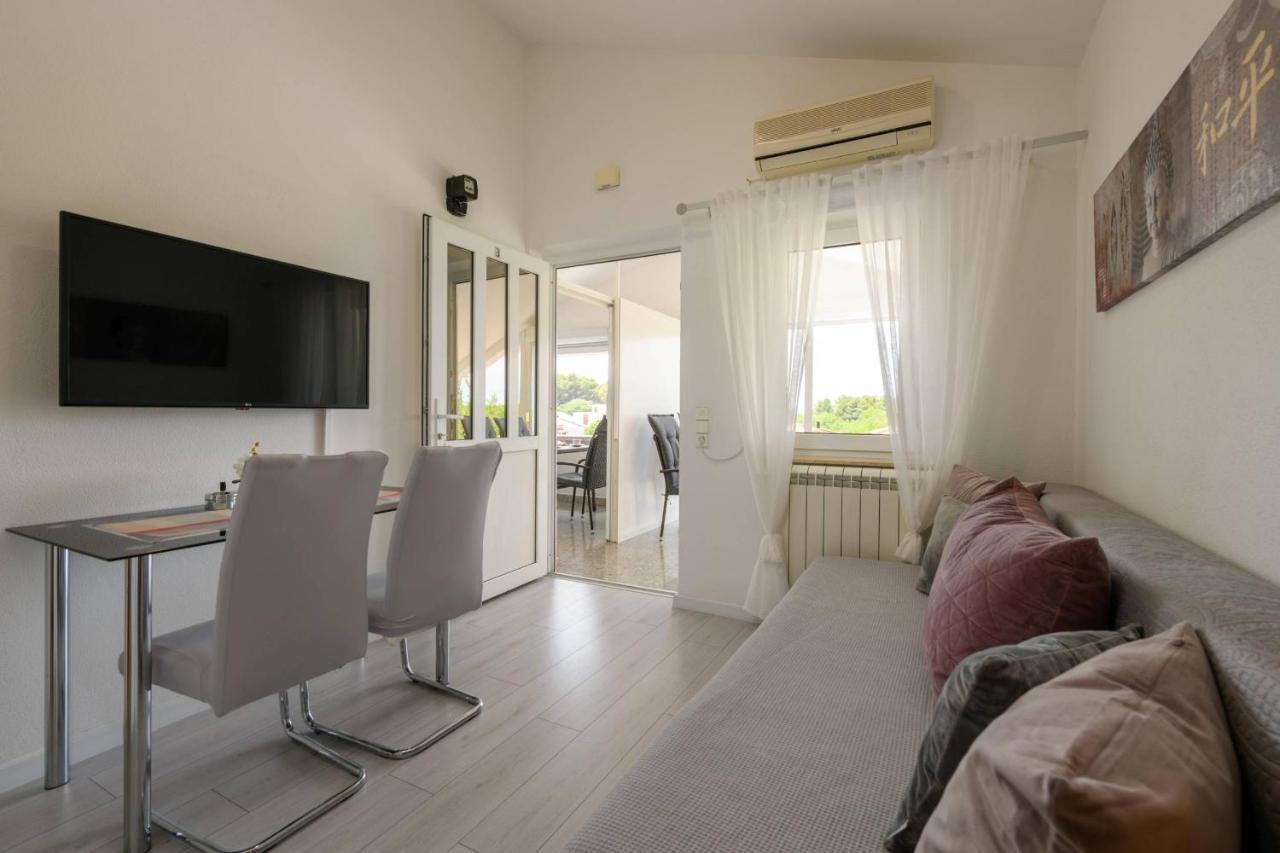 Apartments Somi Poreč Exterior foto